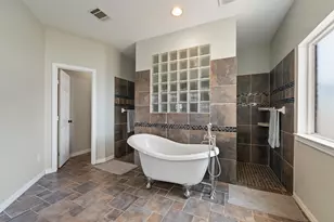 2211 Nottaway Dr, Cleburne, TX 76033 - Photo 27