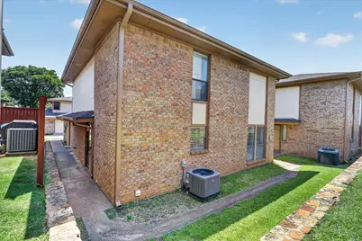4 Cedar Lane, Bedford, TX 76021 - Photo 33