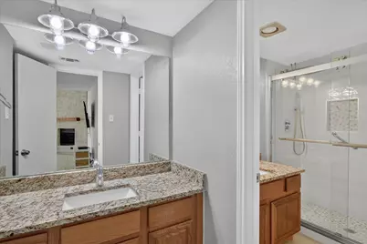 4 Cedar Lane, Bedford, TX 76021 - Photo 23