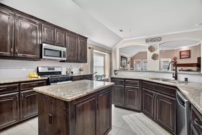 7357 Lake Rock Drive, Fort Worth, TX 76179 - Photo 7