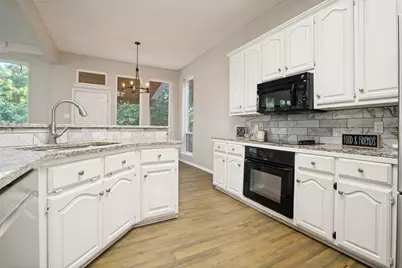 9006 Greenwood Trail, Rowlett, TX 75088 - Photo 9