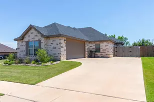 8319 Cimarron Trail, Abilene, TX 79606 - Photo 3