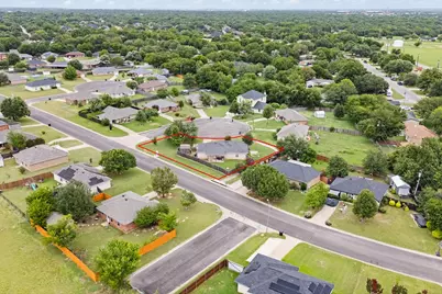 1105 Ashwood Court, Cleburne, TX 76033 - Photo 27