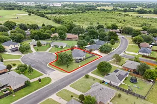 1105 Ashwood Ct, Cleburne, TX 76033 - Photo 29