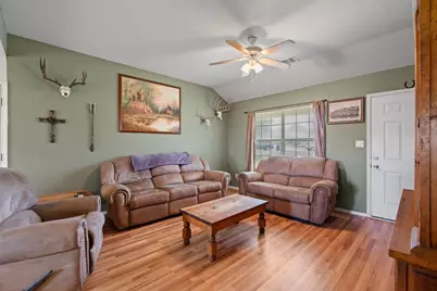 1105 Ashwood Court, Cleburne, TX 76033 - Photo 7