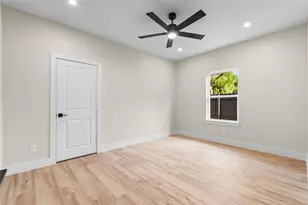 3811 Harlingen St, Dallas, TX 75212 - Photo 29