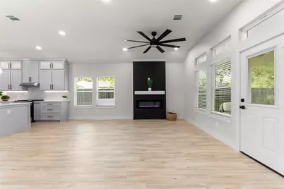3811 Harlingen Street, Dallas, TX 75212 - Photo 17