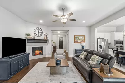 3828 Pine Valley Lane, Arlington, TX 76001 - Photo 17