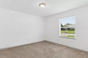 5517 Castleview Ln, Garland, TX 75044 - Photo 23
