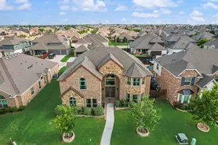 460 Harvest Grove Dr, Waxahachie, TX 75165 - Photo 1