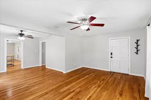 4708 Calmont Ave, Fort Worth, TX 76107 - Photo 5