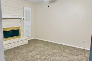 2010 Westkendal Ln, Arlington, TX 76015 - Photo 3