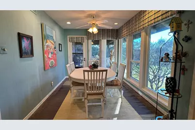 200 Balboa Court, Irving, TX 75062 - Photo 11