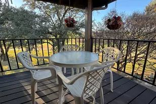 200 Balboa Ct, Irving, TX 75062 - Photo 11
