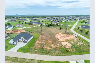 2413 Candlestick Drive, Granbury, TX 76049 - Photo 5