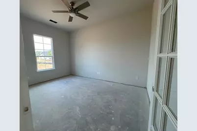 804 Zachary Michael Court, Springtown, TX 76082 - Photo 5