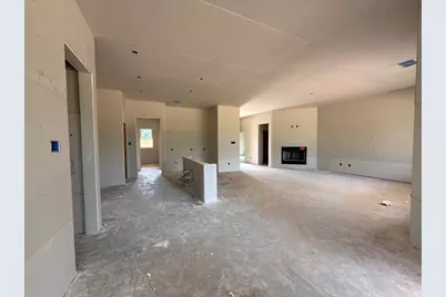 804 Zachary Michael Court, Springtown, TX 76082 - Photo 11