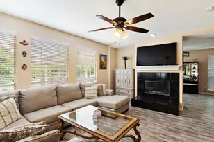 615 E Lynn Creek Dr, Arlington, TX 76002 - Photo 15