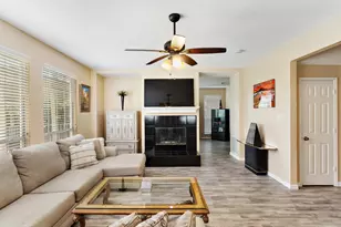 615 E Lynn Creek Dr, Arlington, TX 76002 - Photo 17