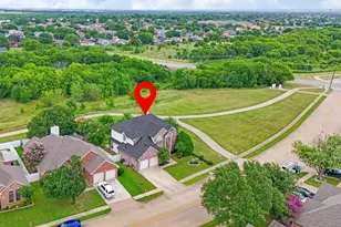 615 E Lynn Creek Dr, Arlington, TX 76002 - Photo 39