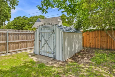 977 Mockingbird Street, Stephenville, TX 76401 - Photo 33