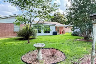 309 Glen Oaks, Bonham, TX 75418 - Photo 15