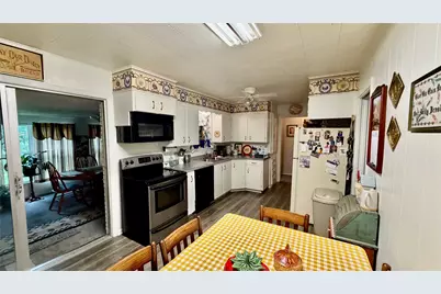 309 Glen Oaks, Bonham, TX 75418 - Photo 3