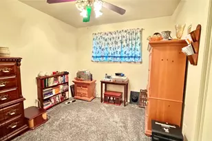 309 Glen Oaks, Bonham, TX 75418 - Photo 9