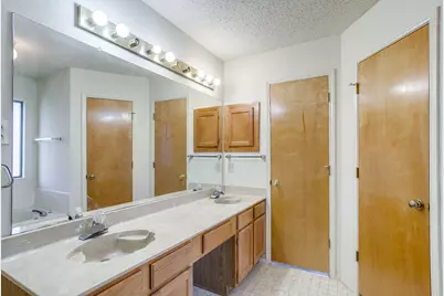 401 Revolution Lane, Arlington, TX 76002 - Photo 17