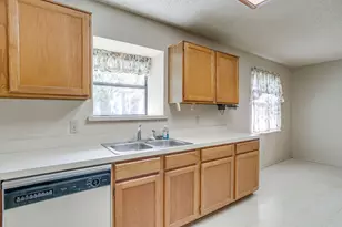 401 Revolution Ln, Arlington, TX 76002 - Photo 11