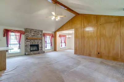 401 Revolution Lane, Arlington, TX 76002 - Photo 7