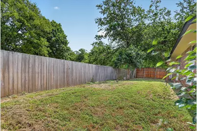 501 Kent Drive, Lewisville, TX 75067 - Photo 35