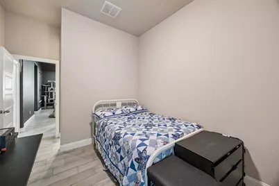 4030 Gilmore Street, Fort Worth, TX 76111 - Photo 25