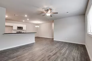 609 Blackland dr, Venus, TX 76084 - Photo 5