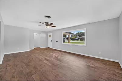 154 Hallmark Drive W, Fort Worth, TX 76134 - Photo 9