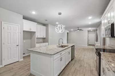 344 N Taylor Street, Gainesville, TX 76240 - Photo 13