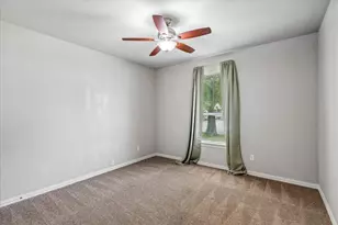 344 N Taylor St, Gainesville, TX 76240 - Photo 21