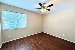 8902 Bayshore Ln, Rowlett, TX 75088 - Photo 7