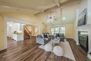 2709 Oak Trail Ct, Dalworthington Gardens, TX 76016 - Photo 15