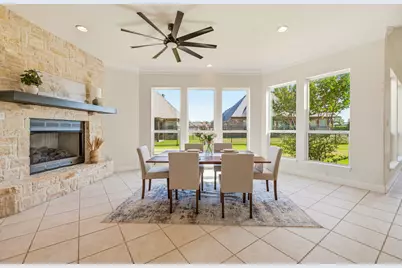 2414 Vineyard Drive, Granbury, TX 76048 - Photo 7