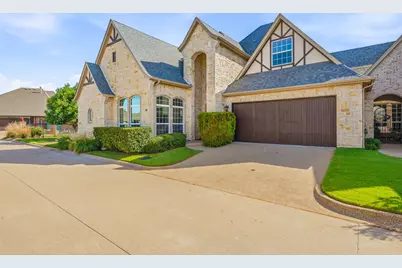 2414 Vineyard Drive, Granbury, TX 76048 - Photo 3