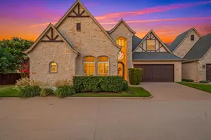 2414 Vineyard Dr, Granbury, TX 76048 - Photo 1