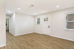 904 Bryan Dr, Bedford, TX 76022 - Photo 3