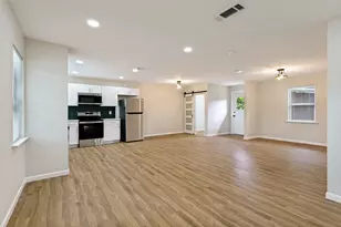 904 Bryan Dr, Bedford, TX 76022 - Photo 5