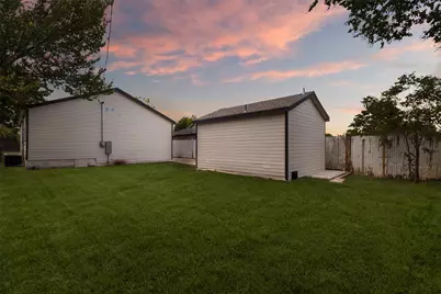106 Mount Shasta Street, Dallas, TX 75211 - Photo 29