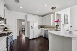 10940 Blackberry Ln, Frisco, TX 75033 - Photo 17