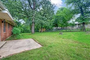 118 E Florence St, Denison, TX 75021 - Photo 23