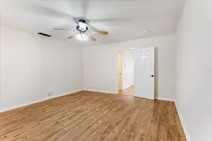 118 E Florence St, Denison, TX 75021 - Photo 7