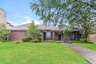 1008 Micarta Dr, Mesquite, TX 75181 - Photo 1