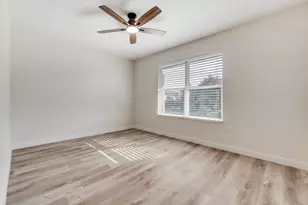 5917 Gaston Ave, Dallas, TX 75214 - Photo 5